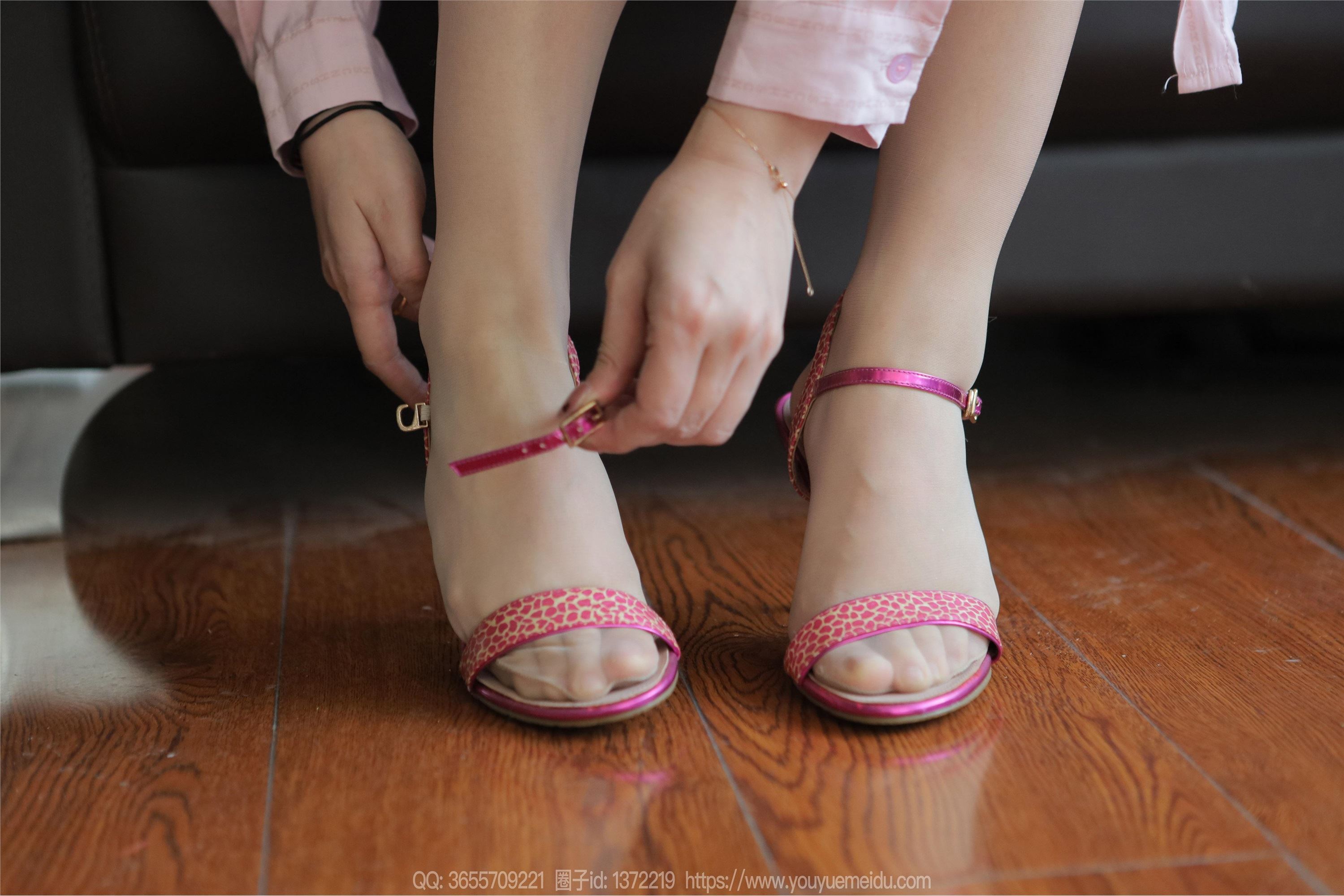 IESS异思趣向  2024.02.07 丝享家 1658 秋秋《暗送秋波》